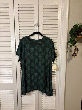 NWT - Wonderly Top - XL